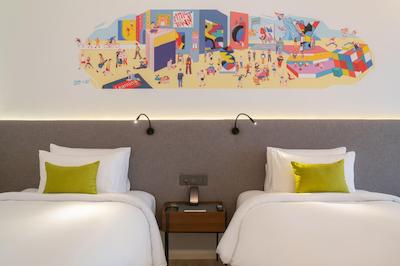 تریپل وای هتل