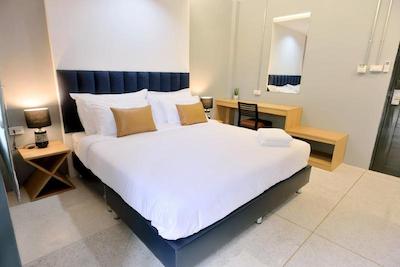 کستل بلک بانکوک