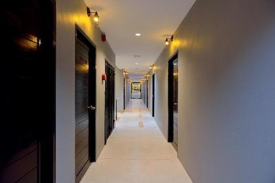 کستل بلک بانکوک