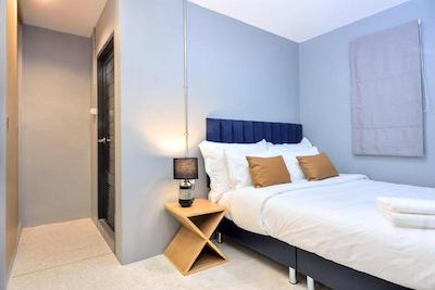 کستل بلک بانکوک