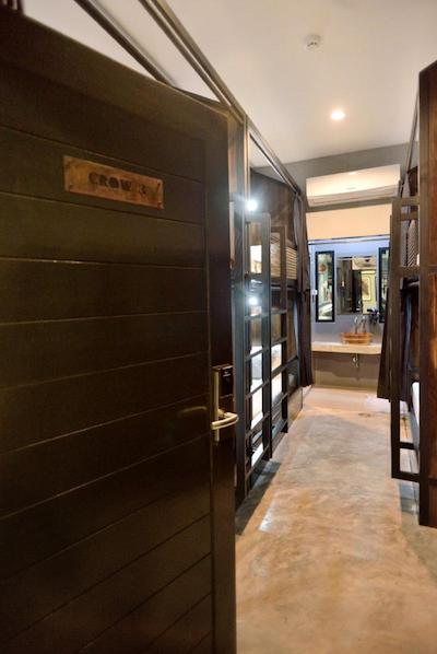 کستل بلک بانکوک