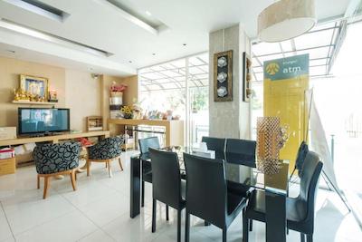 زن رومز آرین سوییتز