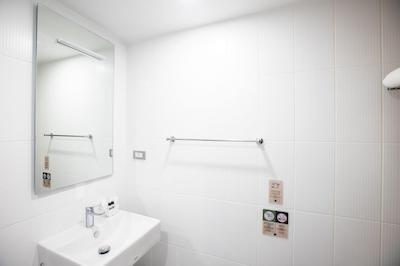 کیوبیک بنگنا هتل