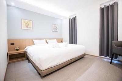 کیوبیک بنگنا هتل