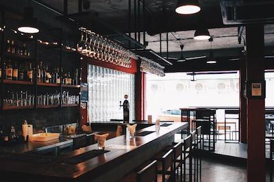 هنری اس هتل گسترو پاب