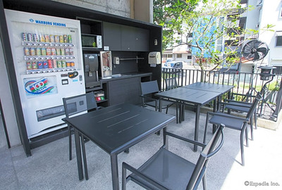 لوید اس اسن
