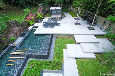 لوید اس اسن