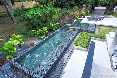 لوید اس اسن