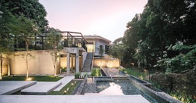 لوید اس اسن