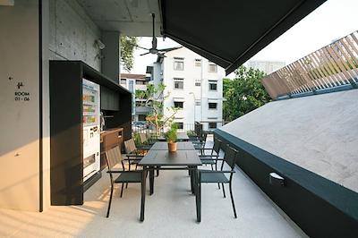 لوید اس اسن