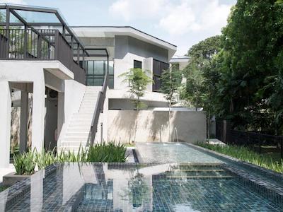 لوید اس اسن