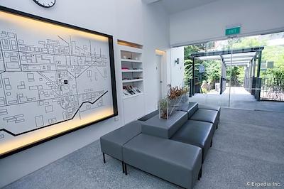 لوید اس اسن