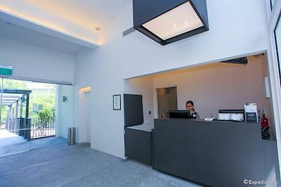 لوید اس اسن