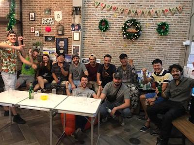 پلوئن بانکوک هاستل کاوسانی