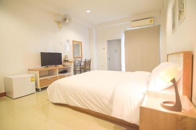 بی بی پلیس سوارنابومی ایرپورت