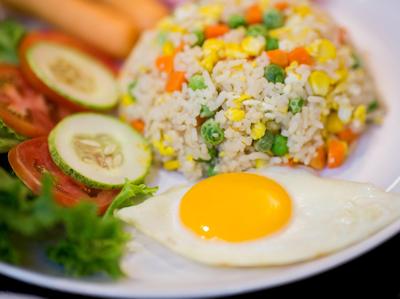 یورو لاکچری پویلیون پراتونام