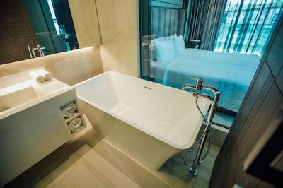 فرست پراید هتل