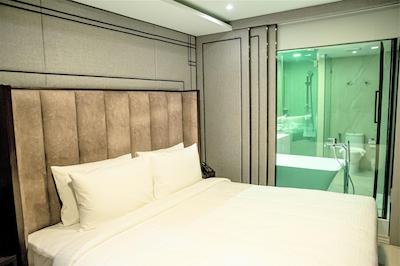 فرست پراید هتل