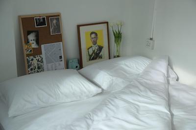 آپارتمان 45 هاستل ادالتز اونلی