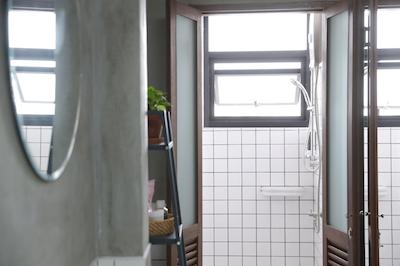 آپارتمان 45 هاستل ادالتز اونلی