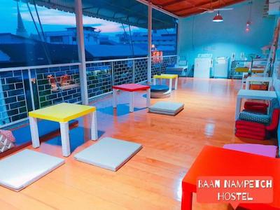 بان نمپچ هاستل