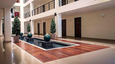 د آتریوم راچادا 13