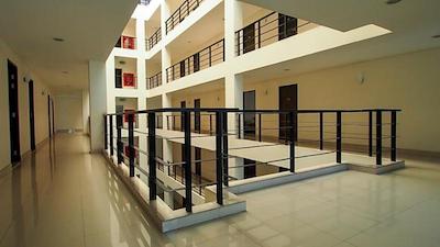 د آتریوم راچادا 13