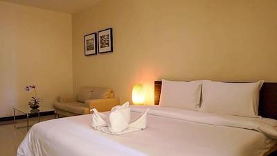 د آتریوم راچادا 13