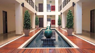 د آتریوم راچادا 13