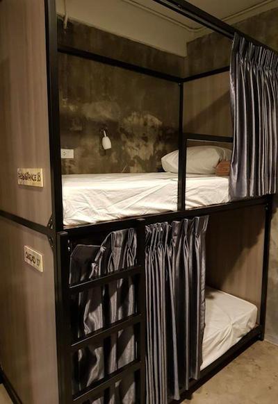 بورد گیم هاستل