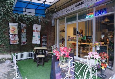 بورد گیم هاستل