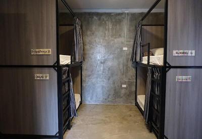 بورد گیم هاستل