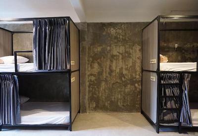 بورد گیم هاستل