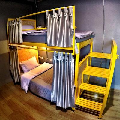 کیوبیک بانکوک هاستل