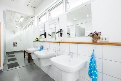 کیوبیک بانکوک هاستل