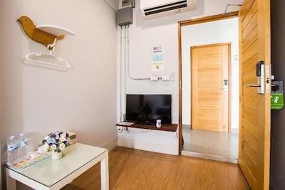 کیوبیک بانکوک هاستل