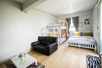 کیوبیک بانکوک هاستل