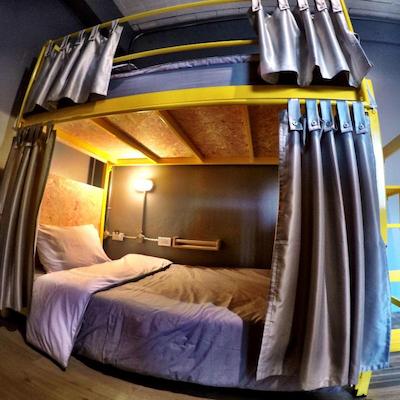 کیوبیک بانکوک هاستل