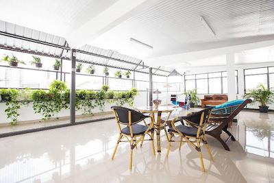 کیوبیک بانکوک هاستل