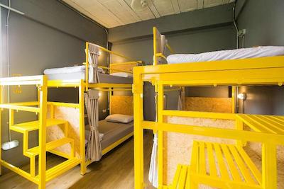 کیوبیک بانکوک هاستل