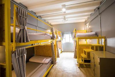 کیوبیک بانکوک هاستل