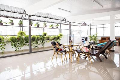 کیوبیک بانکوک هاستل