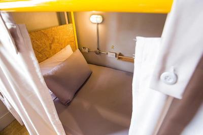 کیوبیک بانکوک هاستل