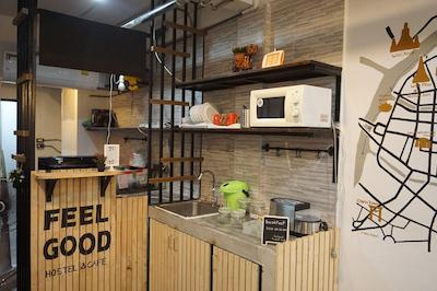 فیل گود بانکوک هاستل