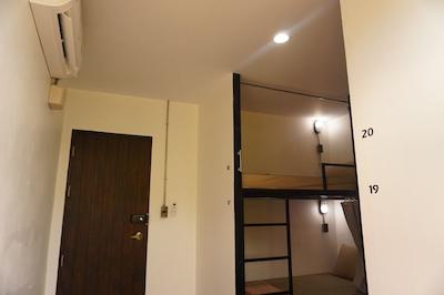 فیل گود بانکوک هاستل