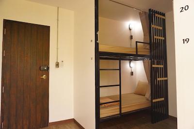 فیل گود بانکوک هاستل