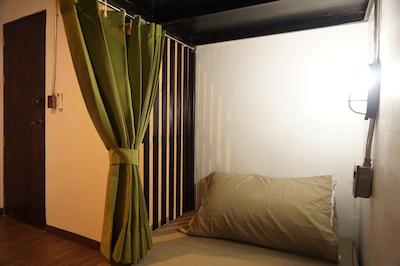 فیل گود بانکوک هاستل