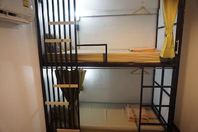 فیل گود بانکوک هاستل