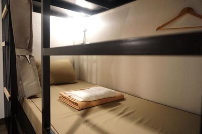 فیل گود بانکوک هاستل