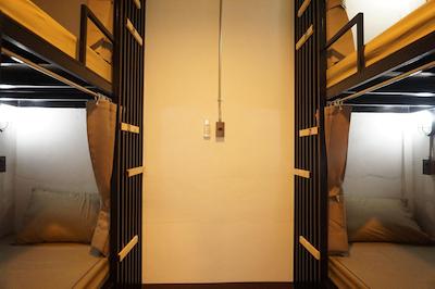 فیل گود بانکوک هاستل